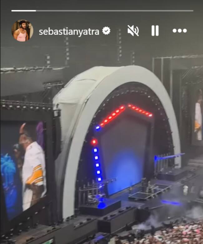 Sebastián Yatra en el concierto de Karol G