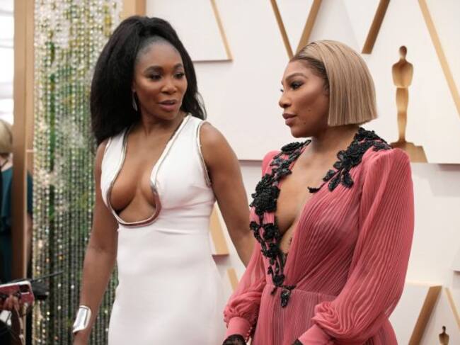 Serena y Venus Williams, hermanas en los Premios Oscar 2022.