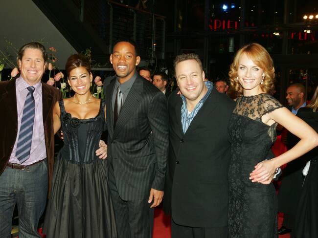 Andy Tennant, Eva Mendes, Will Smith, Kevin James y Amber Valletta en la premiere de 'Hitch: especialista en ligues' en Berlín. / Franziska Krug/Getty